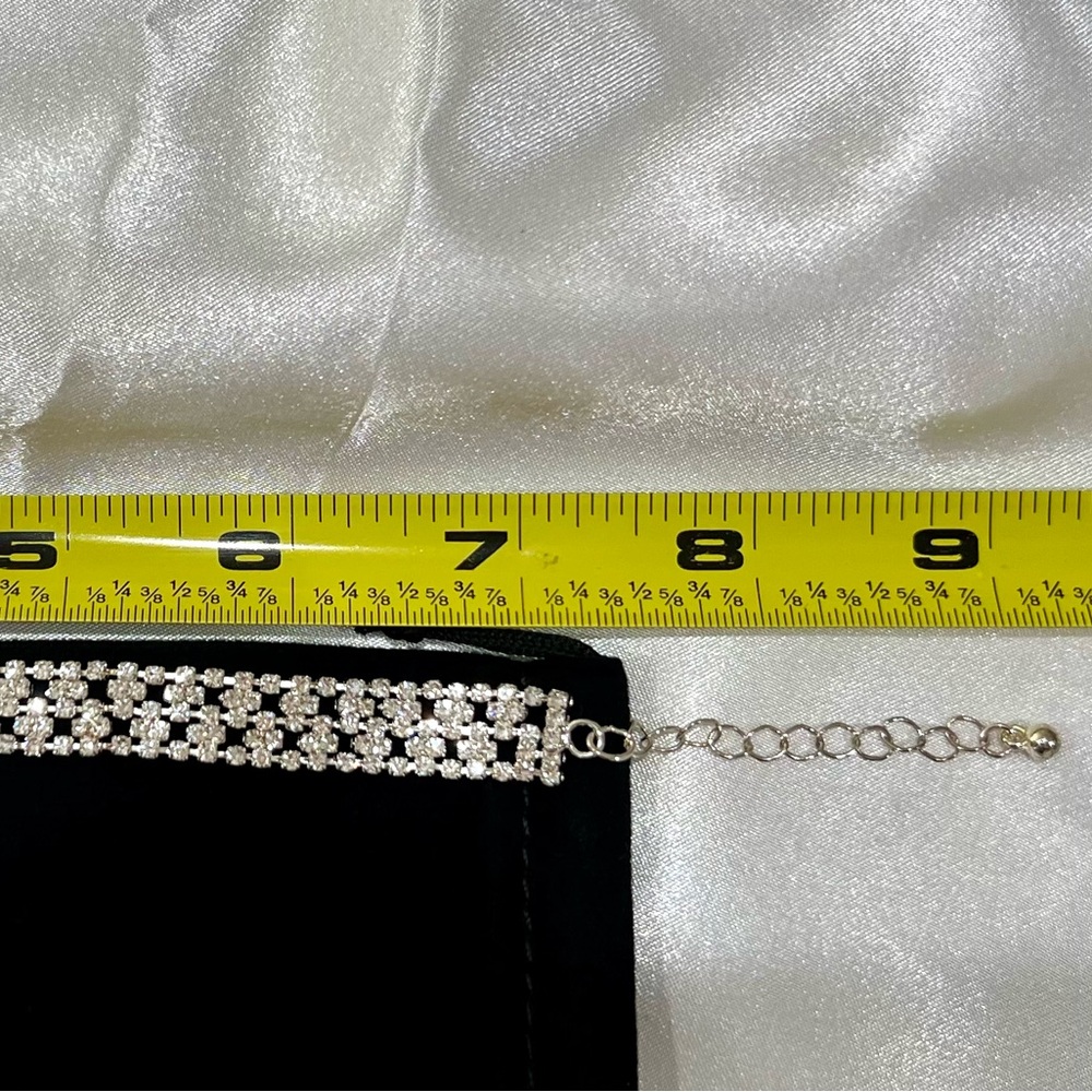 SWAROVSKI CRYSTAL BRACELET made with Swarovski Crystal & Elements - Picture 4 of 8